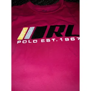 Polo Ralph Lauren Y2K XS baby tee Women Beaded Pink T-Shirt‎ RL POLO 1967 XS thumbnail 3