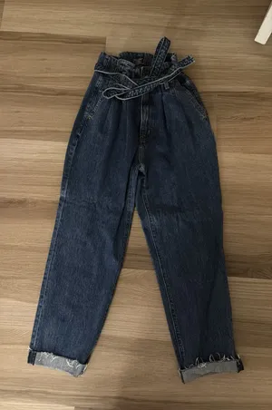 Abercrombie Jeans thumbnail 1