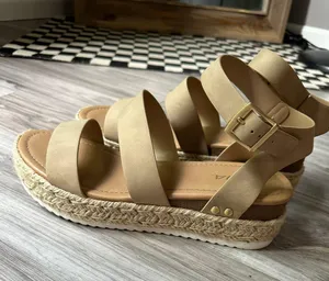 Soda platform shoes thumbnail 5