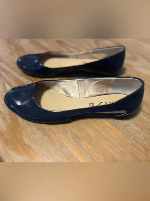 Unisa Patent Leather Flats thumbnail 3