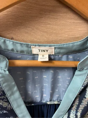 Anthropologie Tiny Women’s Orion Henley Top Small thumbnail 6