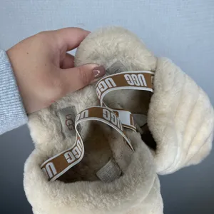 UGG Fluff Yeah Size 6 Slide‎ Slippers Tan Beige Women's Slides Comfort Sandals thumbnail 3