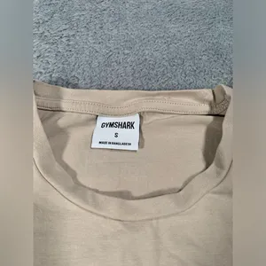 Gymshark Tan Crop Top small tee thumbnail 3