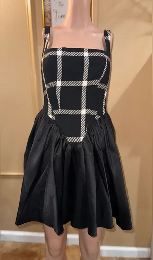 ASOS LUXE Curve Bouclé Corset Skater Mini Dress Size 8 NWT thumbnail 1