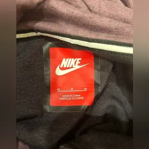 Nike Women’s‎ Funnel-Neck Pullover Hoodie - Size Medium thumbnail 8