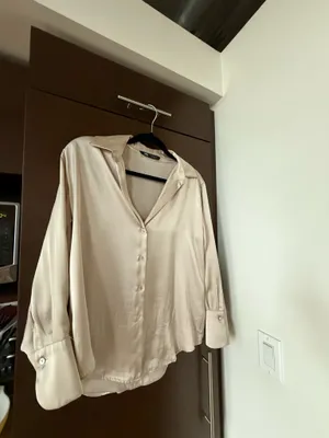 ZARA Satin Effect Shirt thumbnail 3