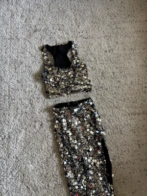 Lulu’s Prominent Sparkle Silver Sequin Matching Set Sz Small Crop Top Maxi Skirt thumbnail 4