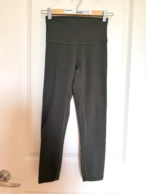 Lululemon Dark Olive High-Rise Wunder Train Leggings 23” Sz 4 thumbnail 4