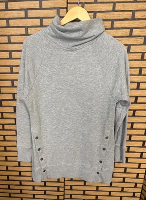 Maurices Gray Cowl Neck Sweatshirt Size‎ XS thumbnail 1