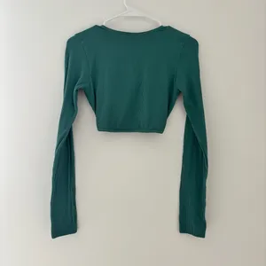Garage Teal Seamless Twist Front Long Sleeve Tee thumbnail 4