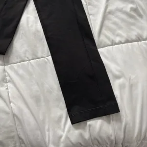 Lululemon Athletica Womens Black Camo‎ High Rise Leggings Pants Yoga Activewear thumbnail 3