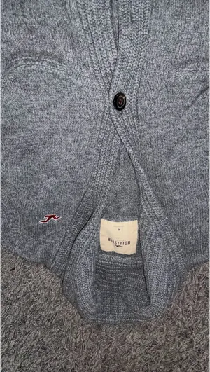 Y2K Hollister Sweater thumbnail 3