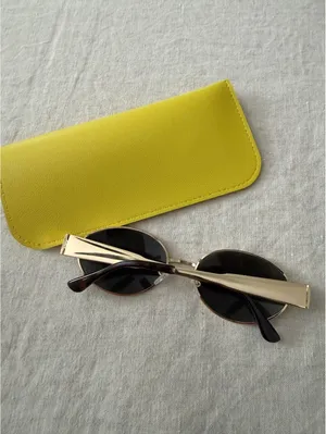 Retro Oval Sunglasses Gold thumbnail 3