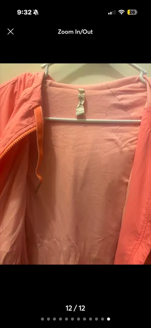 (4) lululemon jacket thumbnail 12