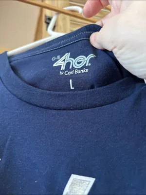 New York Yankees Navy Graphic Tee with Metallic Script Large Blue thumbnail 3
