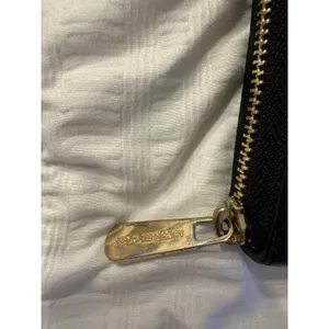 Michael Kors Black Wallet Zipper Gold Travel Classic Old Money Quiet Luxury thumbnail 4