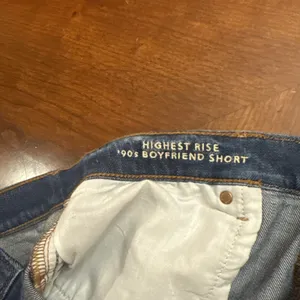 American Eagle Womens Size 14 Highest Rise 90s Boyfriend Short thumbnail 6
