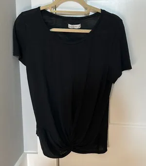 Abercrombie black knot front shirt Sz L thumbnail 1