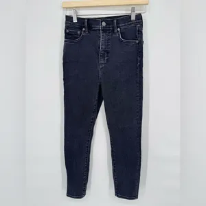 ARITZIA DENIM FORUM Lola High Rise Skinny 24L‎ in Size 26 thumbnail 3