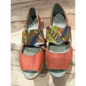 39 (US 8) Cloud Footwear Canary Comfort Sandal Red Safari Caliber Leather thumbnail 4