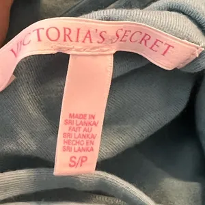 Victoria's Secret‎ Dress With Bra thumbnail 8