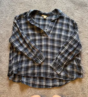 H&M Flannel Shirt Plaid thumbnail 1