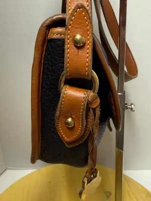 Dooney & Bourke Vtg Black Pebbled All Weather Leather Calvary Saddle Bag Brass thumbnail 5