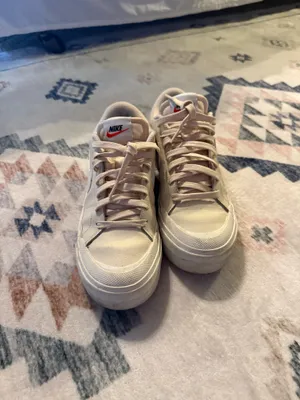Nike Blazer Low Platform thumbnail 2