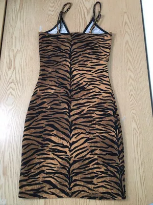 Divided New H&M Animal Print Cut Out Dress Size 0 thumbnail 4