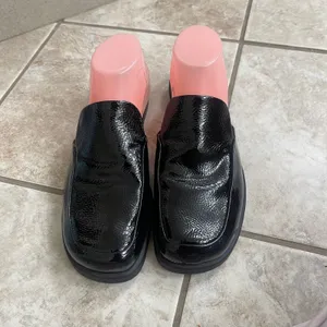 Franco Sarto Bocca‎ Slide Mules Black patent Sz 8.5m used ones thumbnail 2