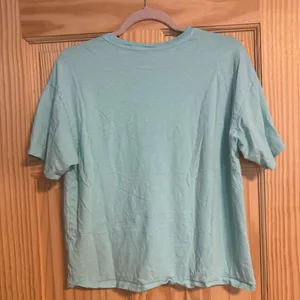 American Eagle Cropped T-Shirt thumbnail 2