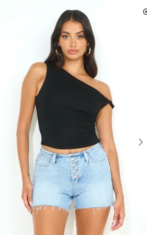 Hello Molly IN MY CART OFF SHOULDER CROP TOP BLACK thumbnail 1