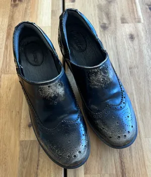 Ariat Women’s Black Leather Wingtip Slip-On Shoes Size 7.5 thumbnail 1