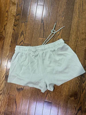 Sage green cotton short Size L thumbnail 2