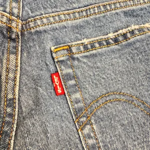 Levis Big E Wedgie Fit Jeans‎ Distressed Raw Hem Denim Size 24 Straight thumbnail 3