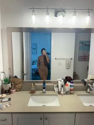 Dress thumbnail 2