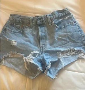 Levi’s Denim Shorts Distressed thumbnail 1