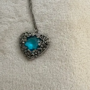 NECKLACE thumbnail 3