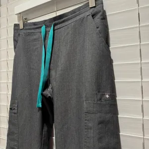 FIGS Technical Kade Scrub Pants Women's Charcoal Grey Cargo Drawstring‎ XXS thumbnail 4