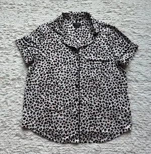 Kate Spade New York Pajama Top S Collared Button Down Leopard Animal Print NWOT thumbnail 1