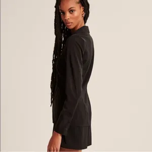 Abercrombie Closure Top in Brown Size Small thumbnail 3