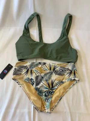 Two piece large/extra thumbnail 1