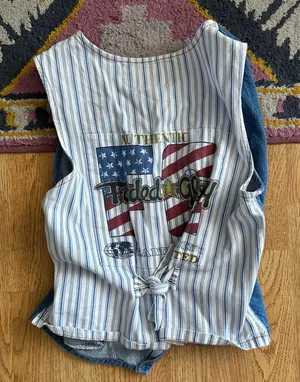 Faded Glory VTG Pinstripe Denim Button Front Cotton Vest White Blue Size Medium thumbnail 1