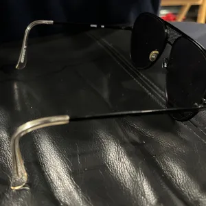 Quay Iconic 126 Black Frame Blue Lens thumbnail 5