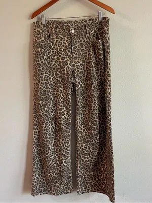 AE Animal Print Low-Rise Ultra Wide-Leg Pant Size 8R thumbnail 3