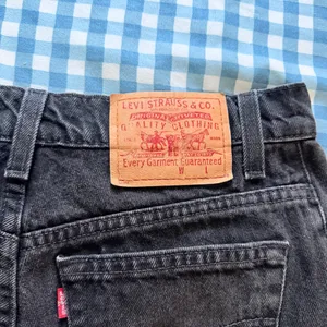 Women’s Levi’s Shorts Denim thumbnail 3