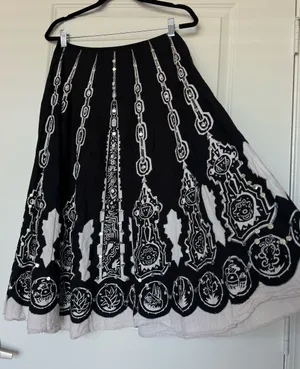 Papaya Y2K Black White Embroidered Sequin 100% Cotton Midi Skirt Size S thumbnail 1