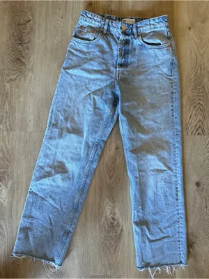 Zara Light Blue Straight cropped Jeans thumbnail 2