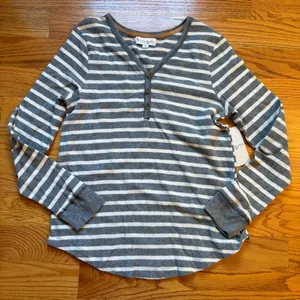 Koolaburra by Ugg gray and white striped long sleeve v neck Henley size medium thumbnail 1