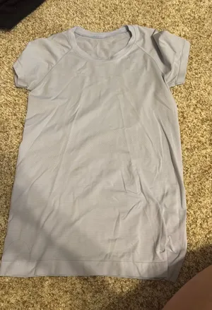 Size 10 lululemon swiftly tech  thumbnail 1